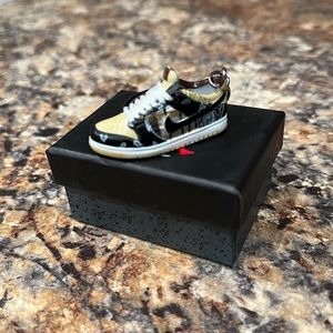 COPY - 🛹 Nike SB Low Dunks - 3D PVC Minisneaker Keychain